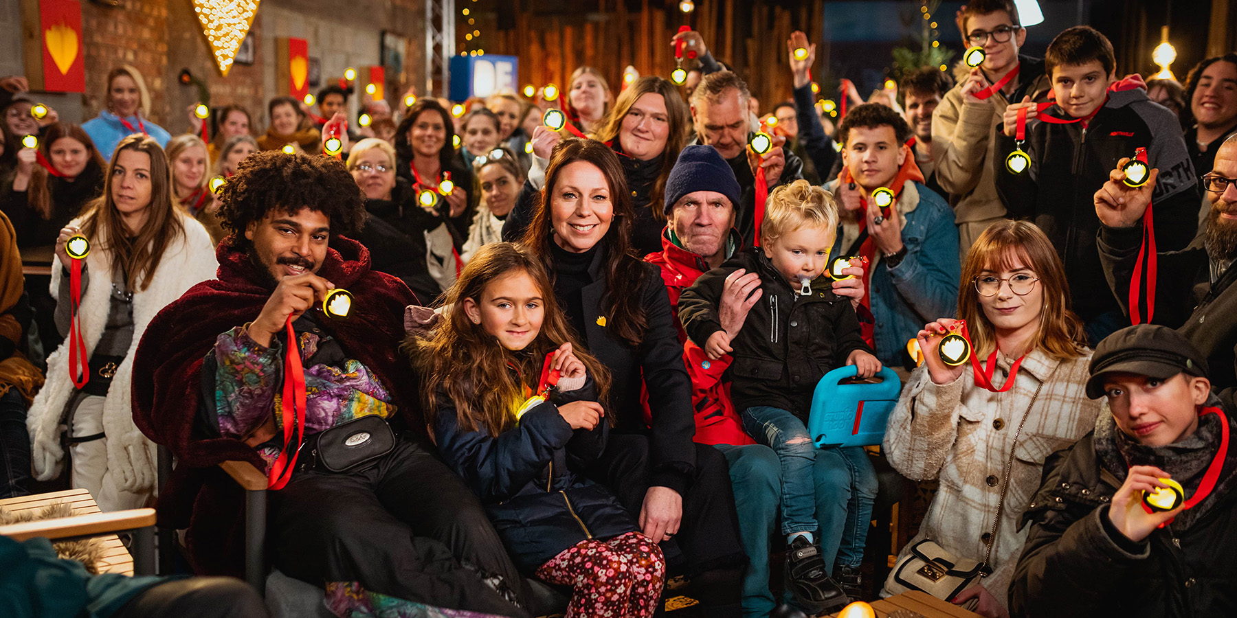 Coverfoto 'Vlammen Tegen Kansarmoede', een programma van VRT over leven in kansarmoede